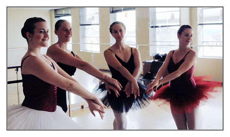 balletgirls1.jpg